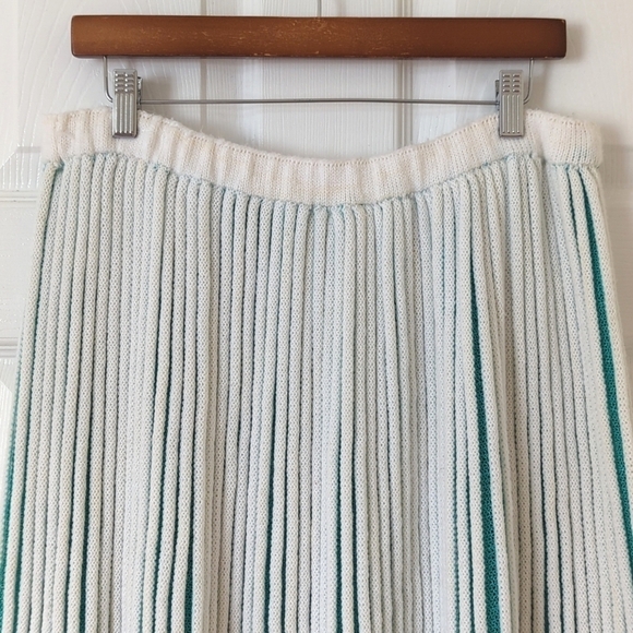 80's Vintage Unique Pleated Knit High Waisted A-Line Mini Skirt White Teal XL - Picture 8 of 8